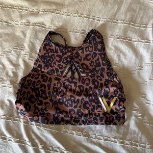 Chestee Vull Collab size 10